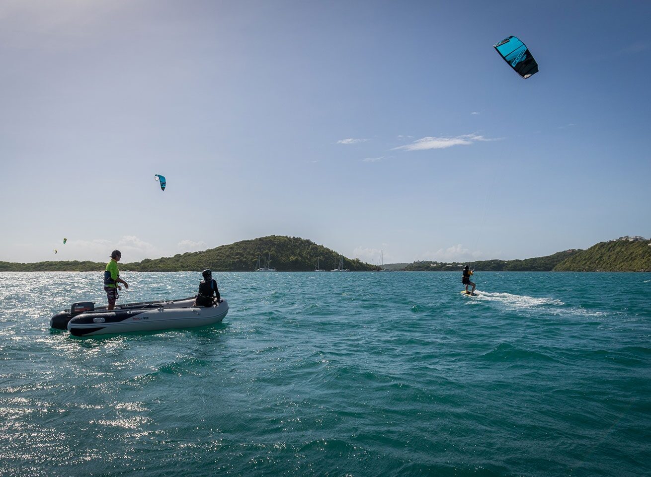 learn to kite at green island with a certified instructor