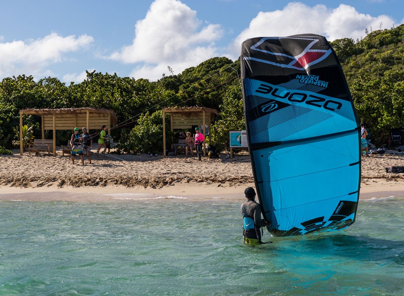 learn to kite at green island with a certified instructor